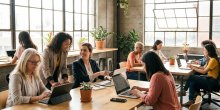 Digital Empowerment for Women: Trends and Essential Tools for Business Success